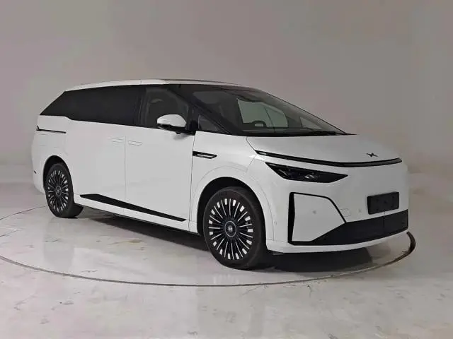 Xpeng X9 Upgrade & Mona M03 Boost: Zeekr Goes Private